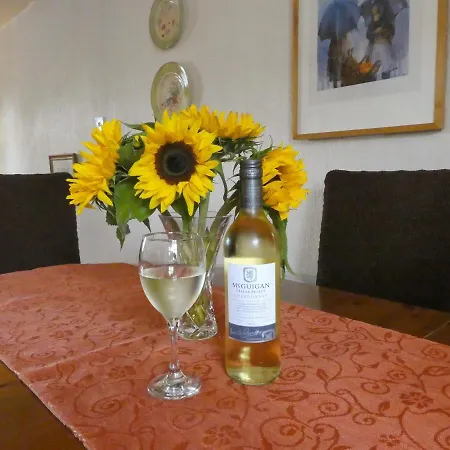 3 Watershed Cottages Holiday home